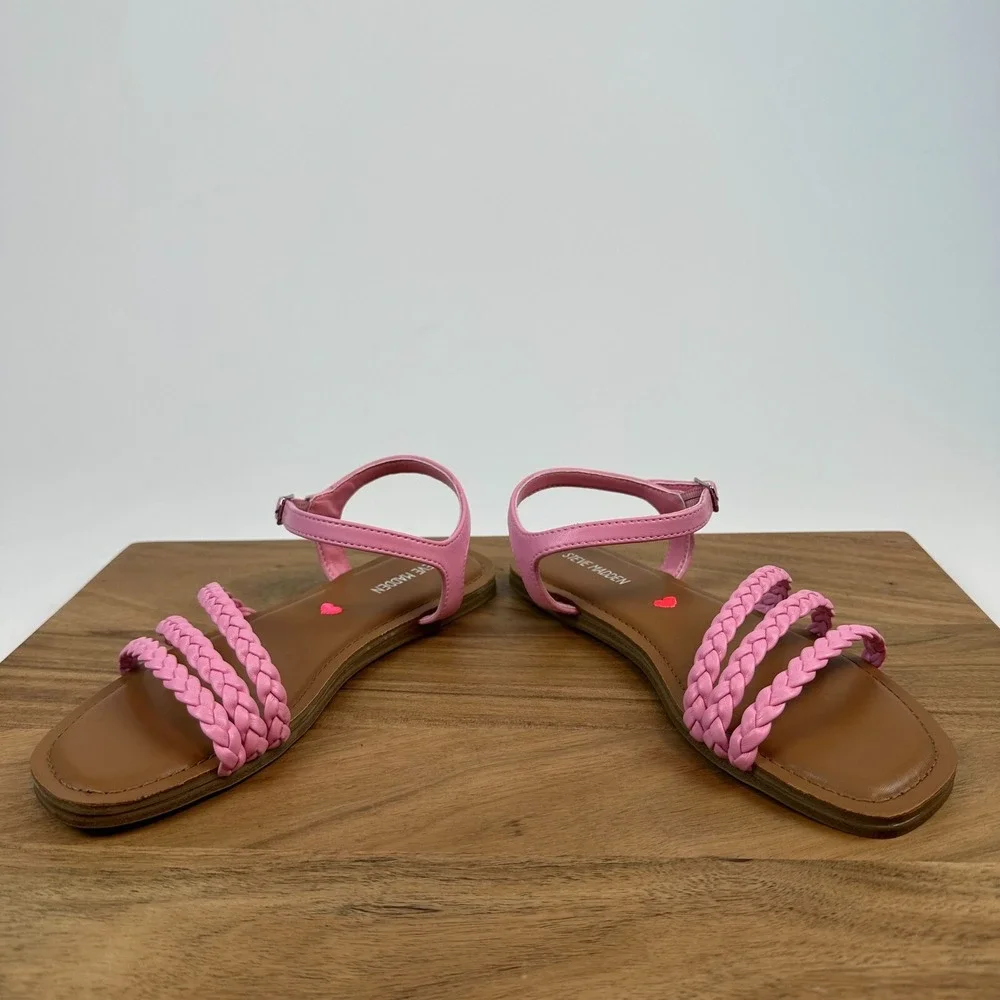 New NWOB Big Kids Steve Madden Georjia Pink Braided Slingback Sandals Size 4 Y‎